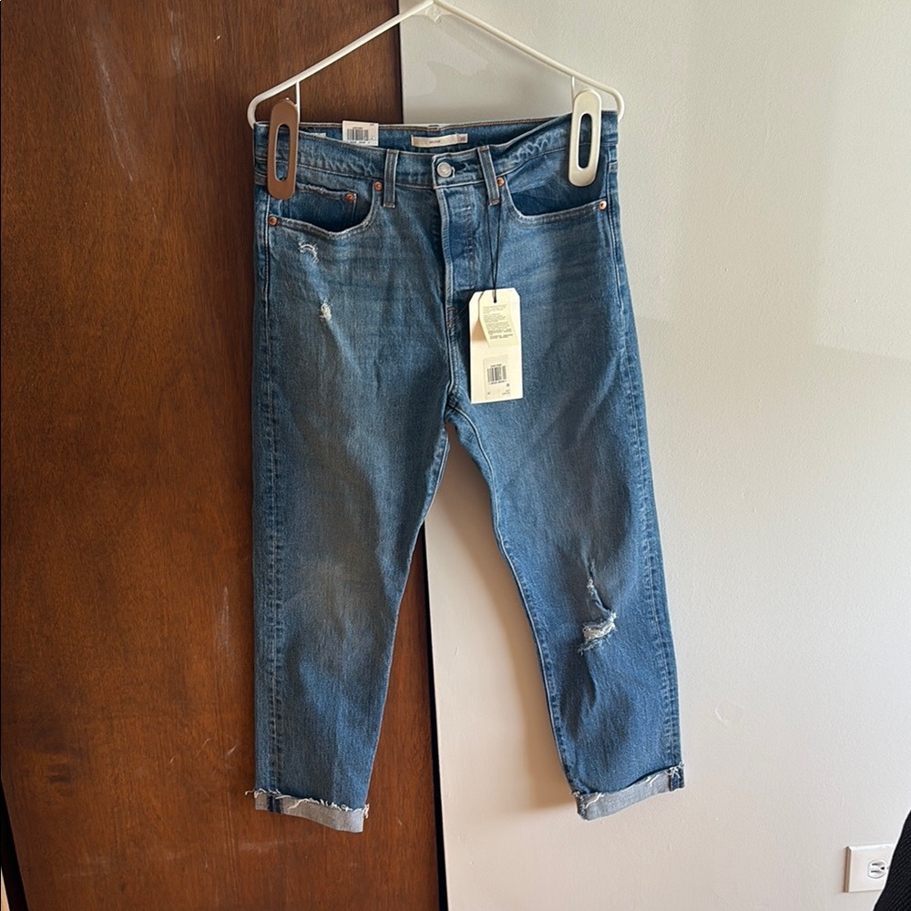 Women’s Levi Wedgie Jean